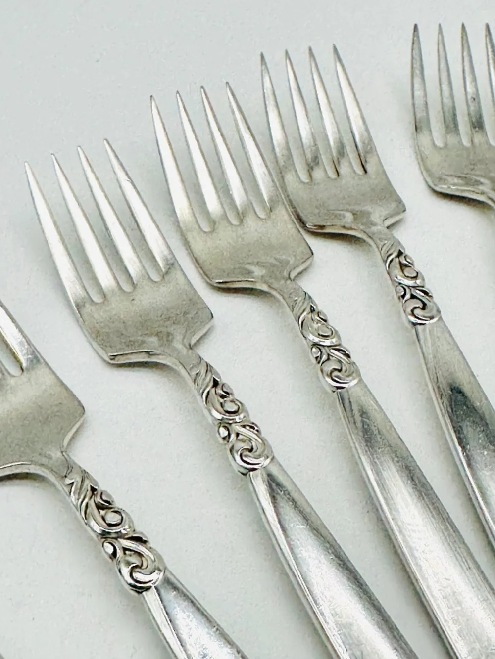 Vintage Oneida Community South Seas Salad Forks Silver-Plate Flatware Set of 8